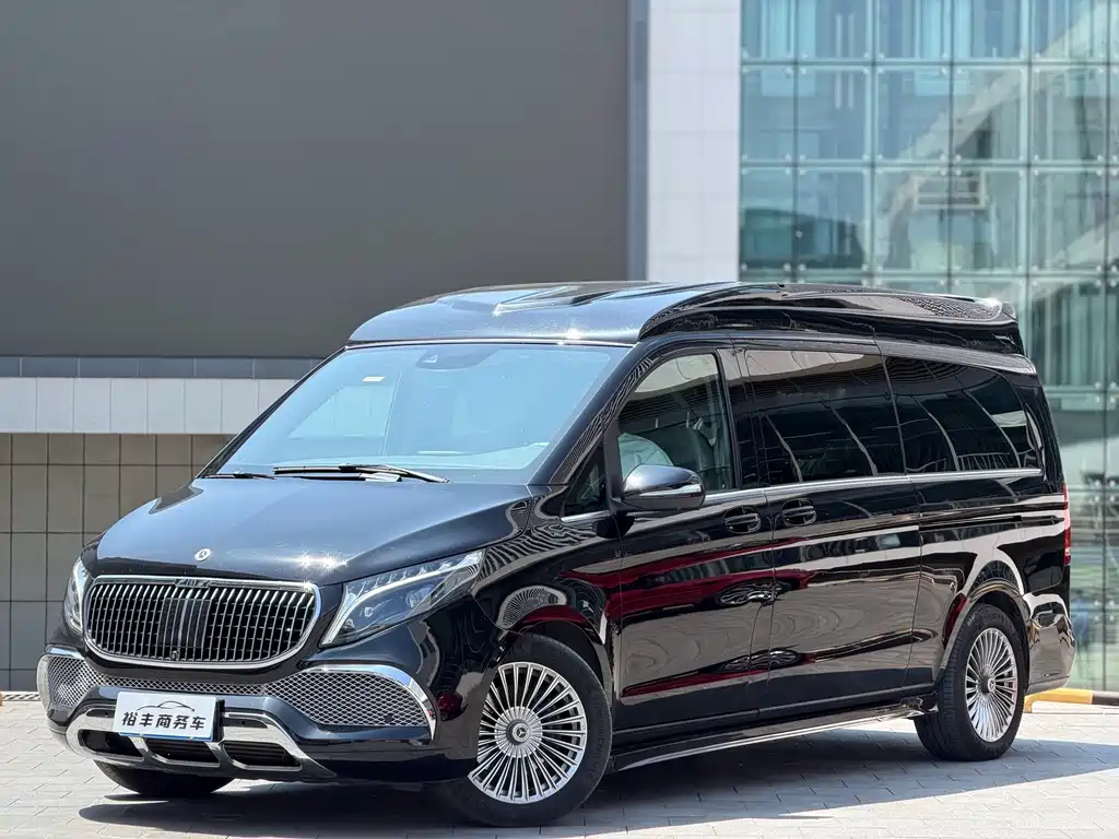 Mercedes-Benz V-Class 2024