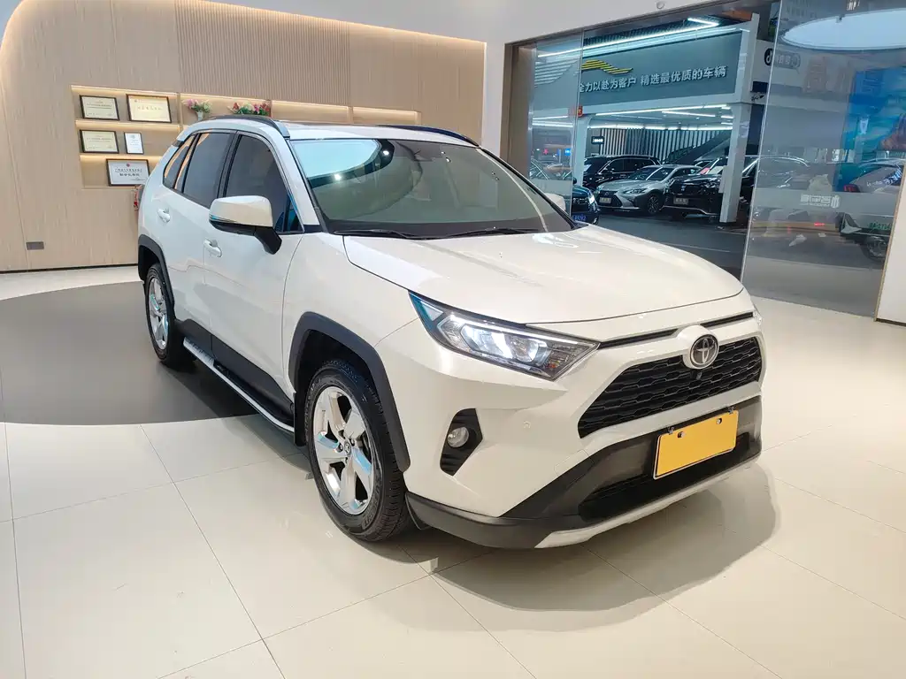 TOYOTA RAV4 RONGFANG
