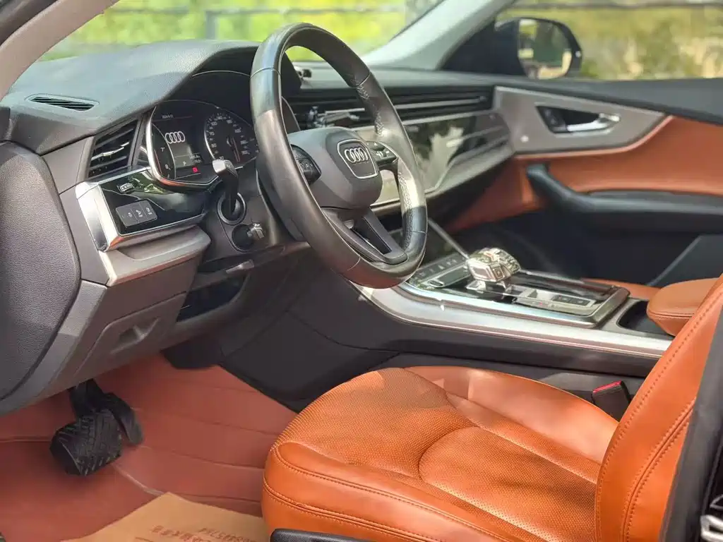 Audi Q8 — миниатюра 6