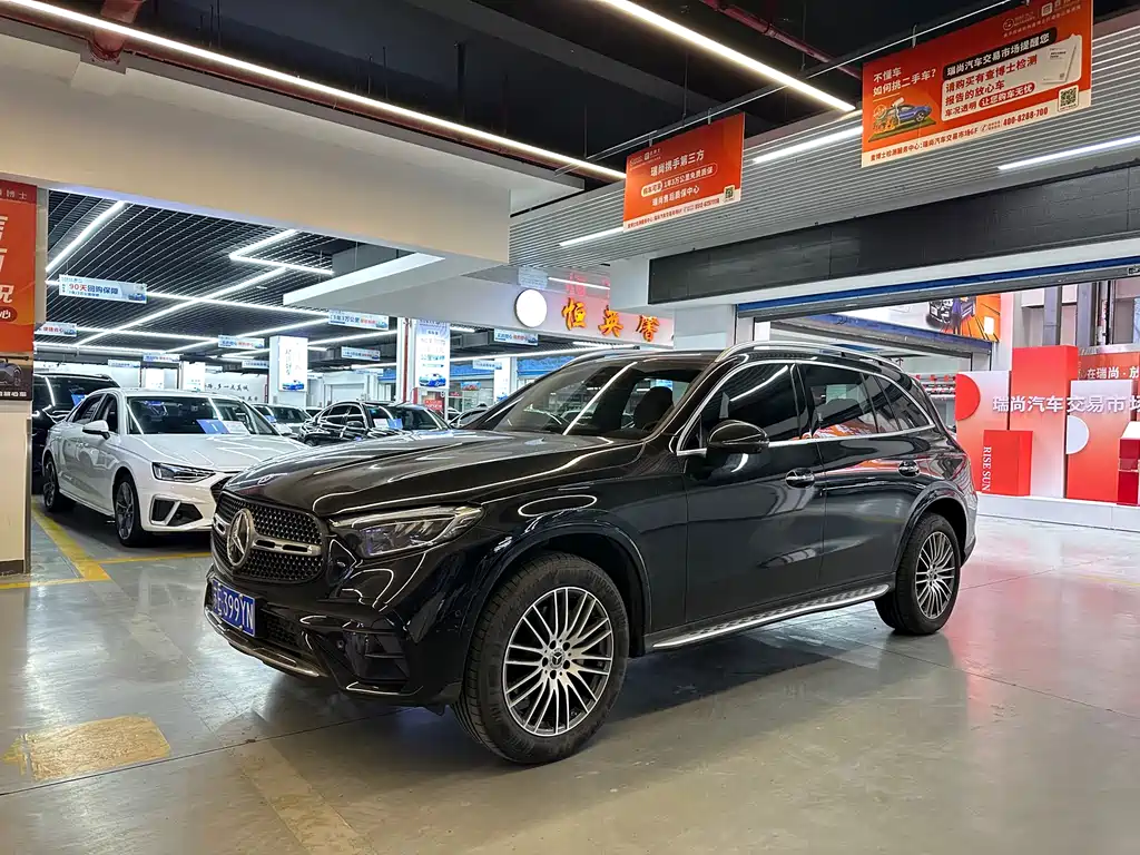 Mercedes-Benz GLC 2023
