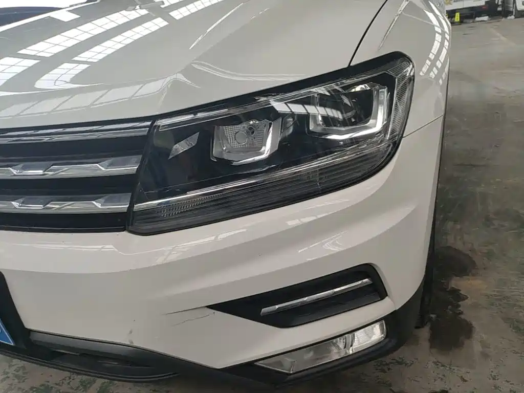 Volkswagen Tiguan L — миниатюра 24