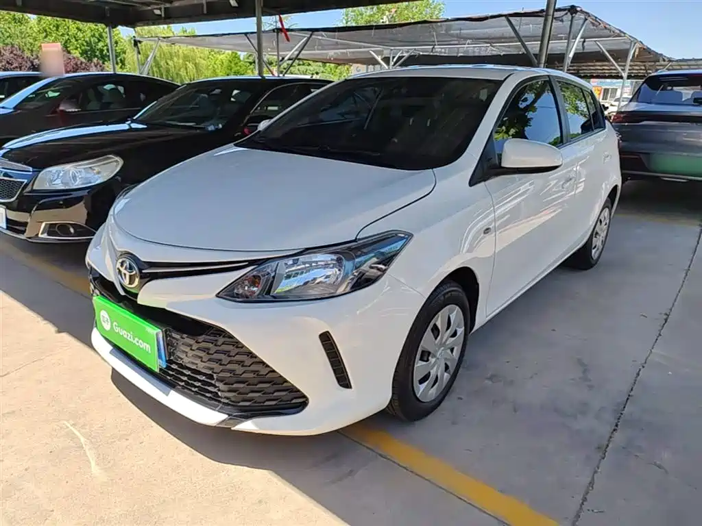 Купить Toyota Vios FS