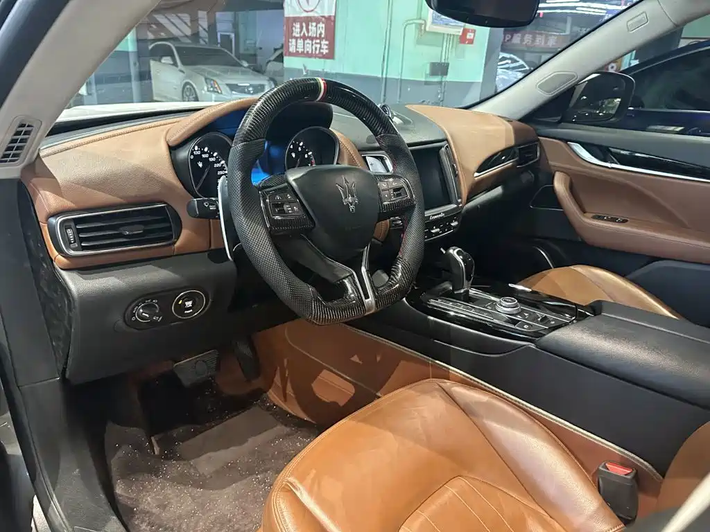 Maserati Levante — миниатюра 12