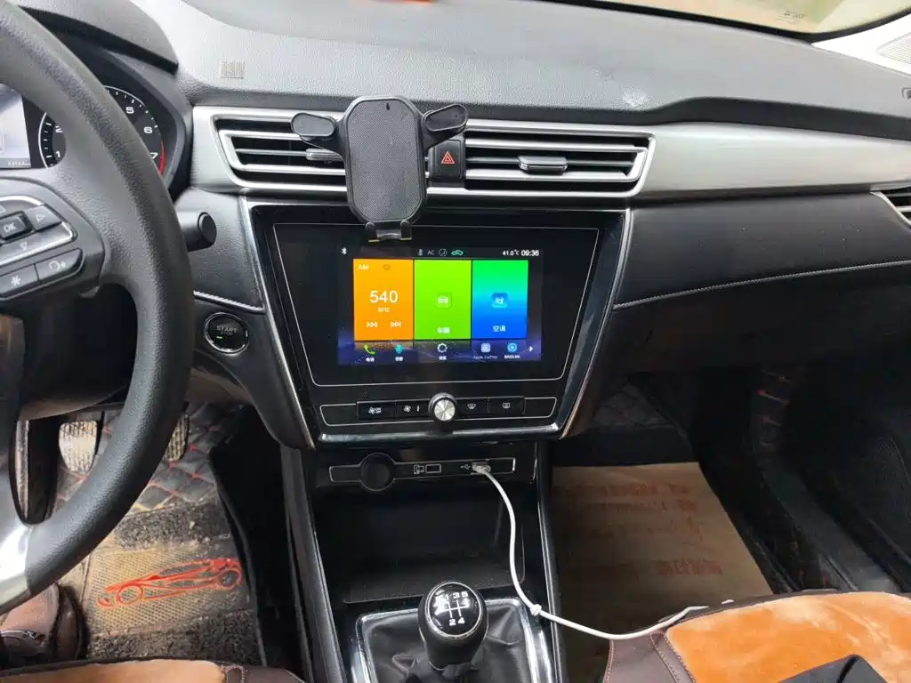 Roewe i5 — миниатюра 9