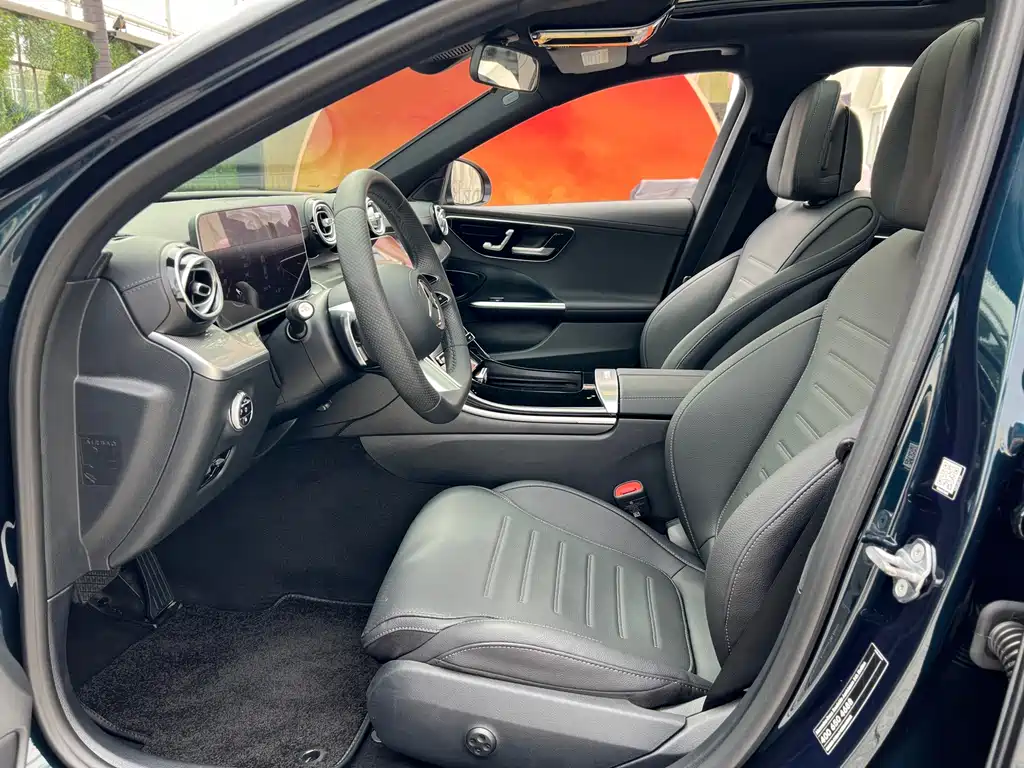 Mercedes-Benz C-Class — миниатюра 10