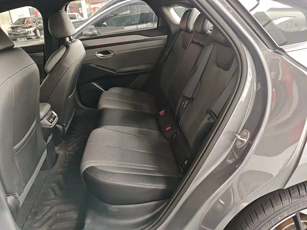 BYD Qin L — миниатюра 17