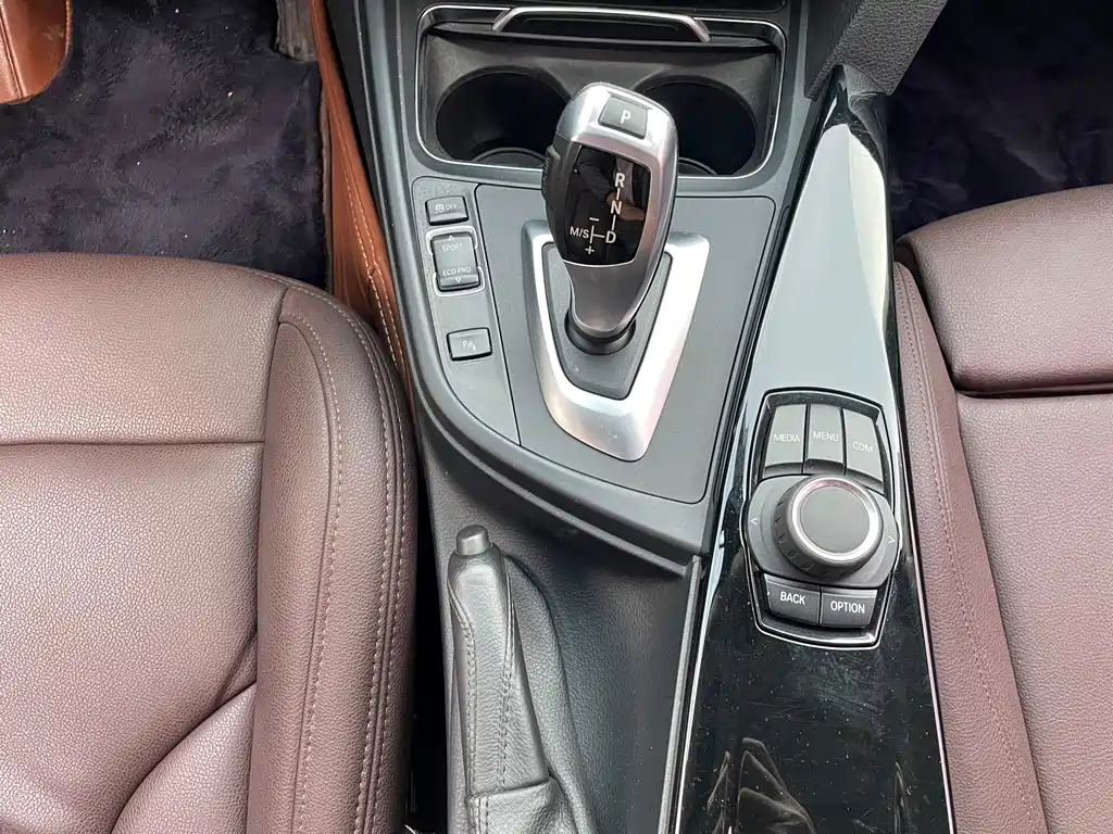 BMW 3 Series — миниатюра 19