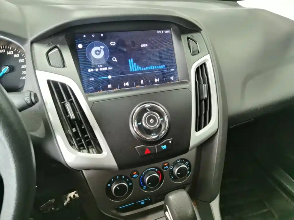 Ford Focus — миниатюра 18