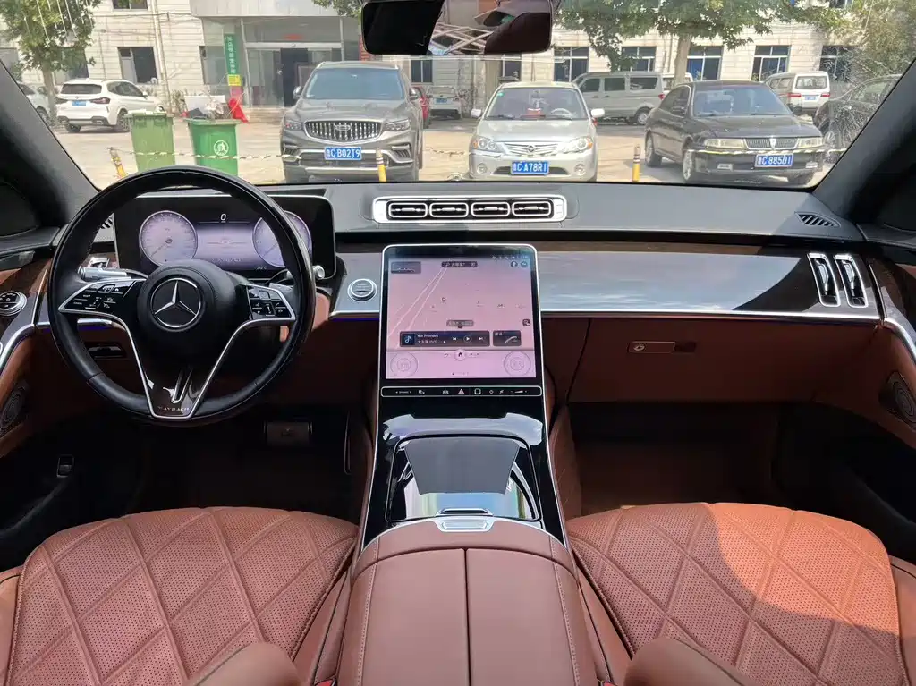 Mercedes-Benz S-Class — миниатюра 7