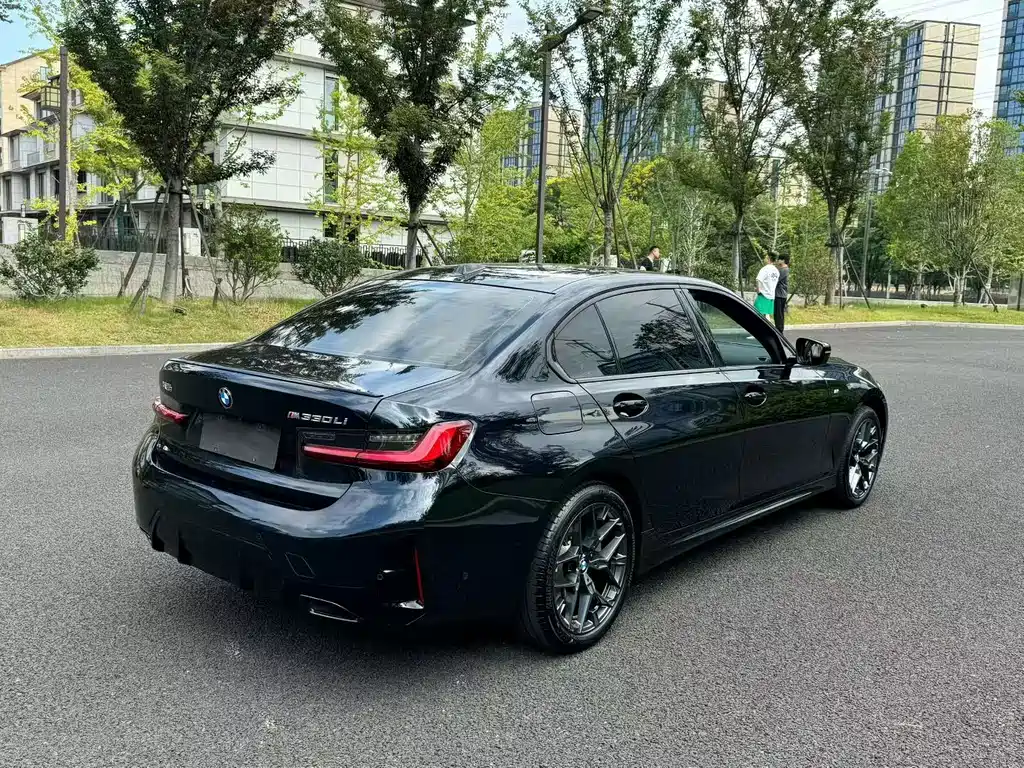BMW 3 Series — миниатюра 9