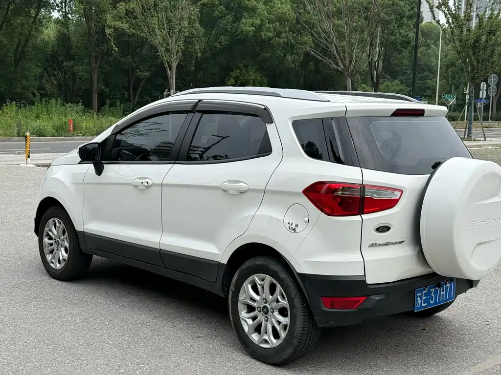 Ford Ecosport — миниатюра 7