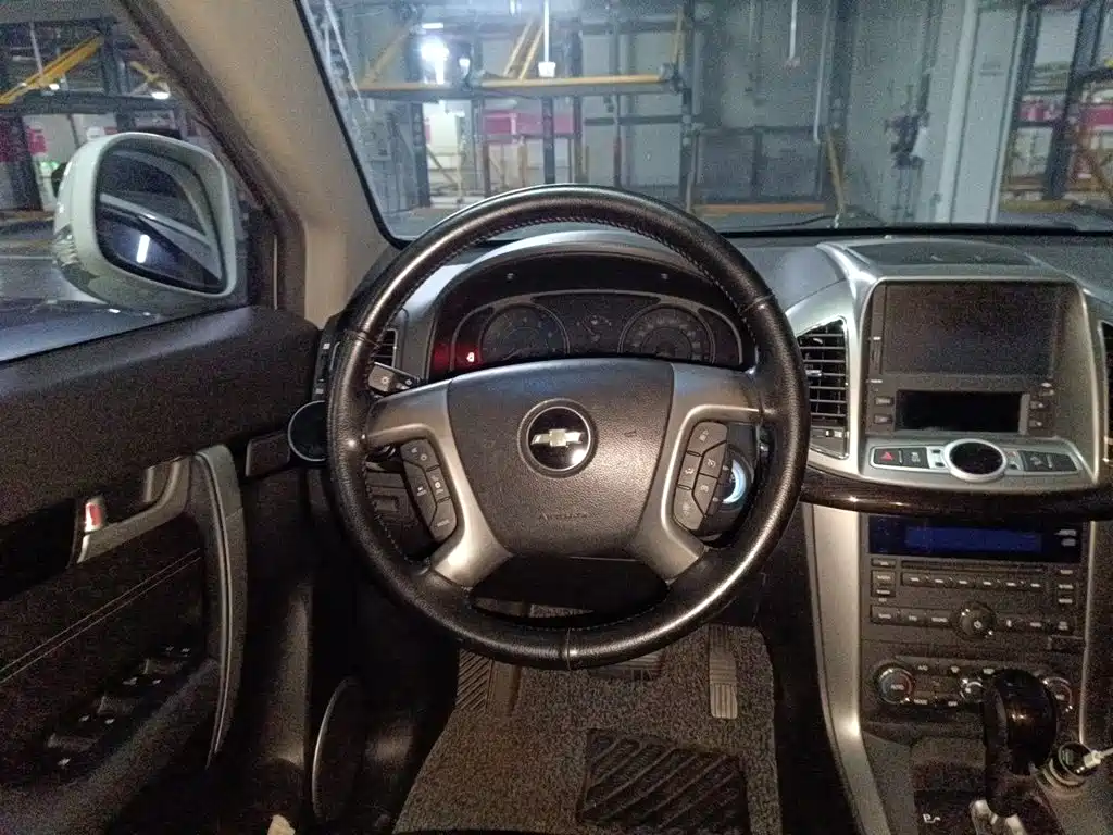 Chevrolet Captiva — миниатюра 3