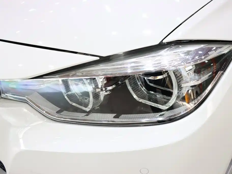 BMW 3 Series — миниатюра 7