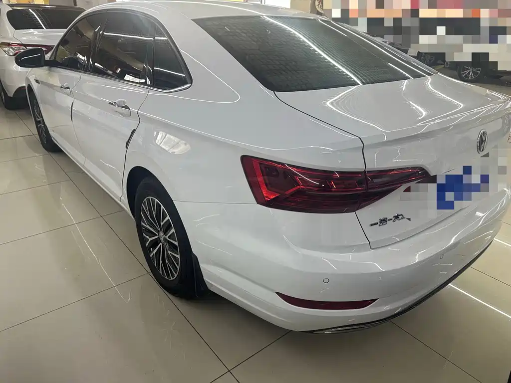 Volkswagen Sagitar — миниатюра 7