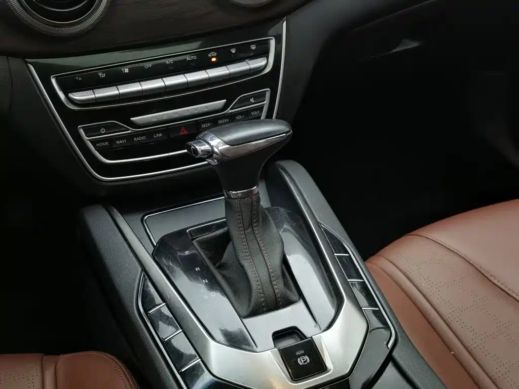 BAIC Senova D50 — миниатюра 13