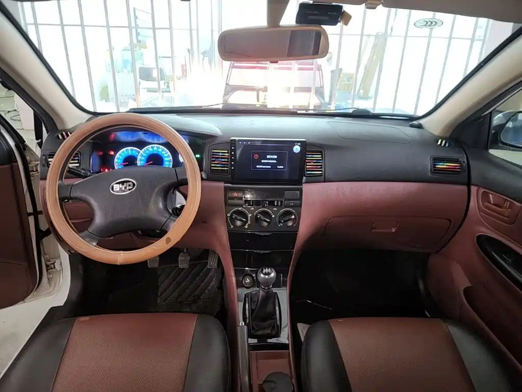 BYD F3 — миниатюра 10