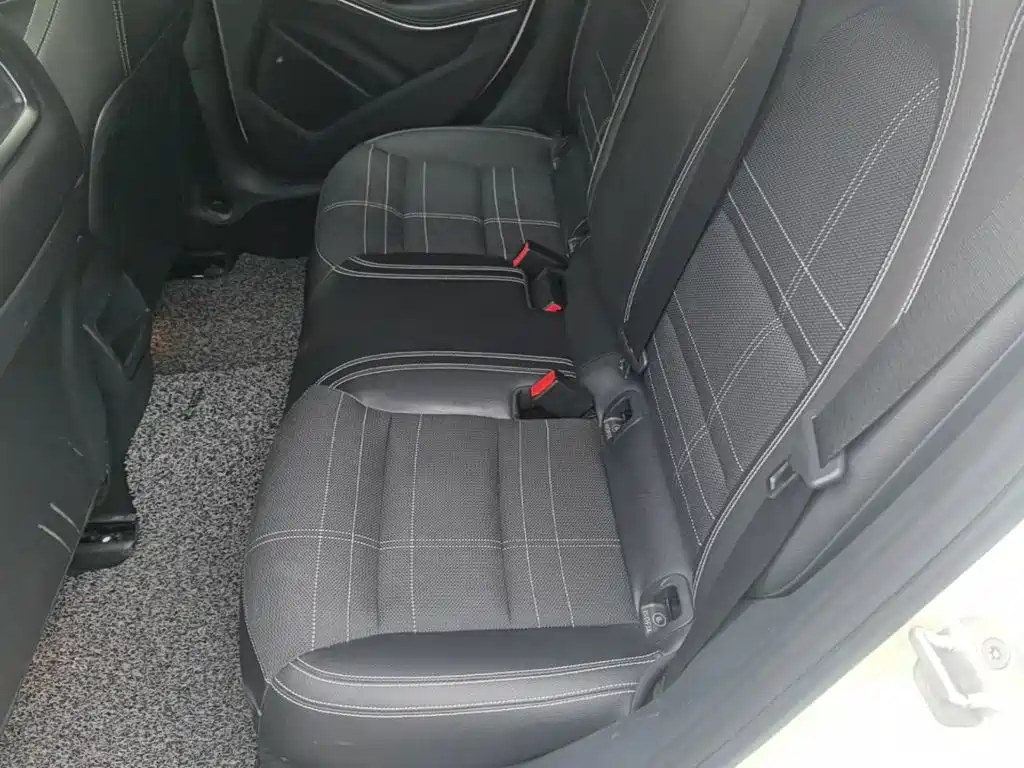 Mercedes-Benz A-Class (Import) — миниатюра 17