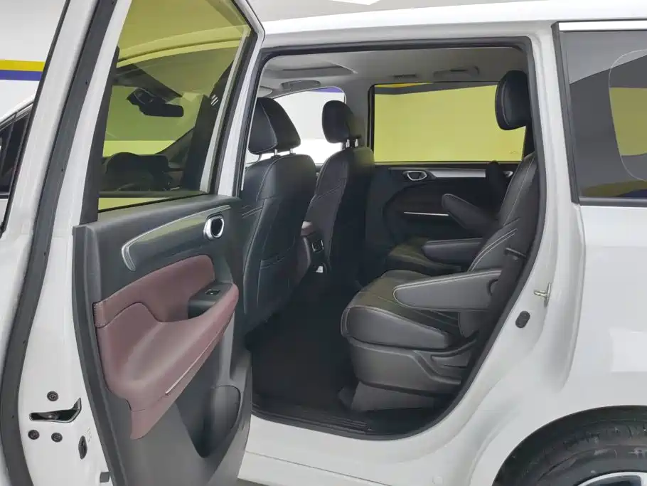 GAC Motor Trumpchi M6 — миниатюра 11