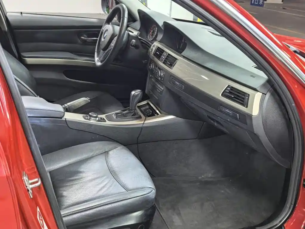 BMW 3 Series — миниатюра 8