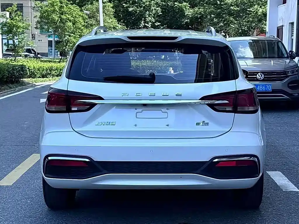 ROEWE EI5