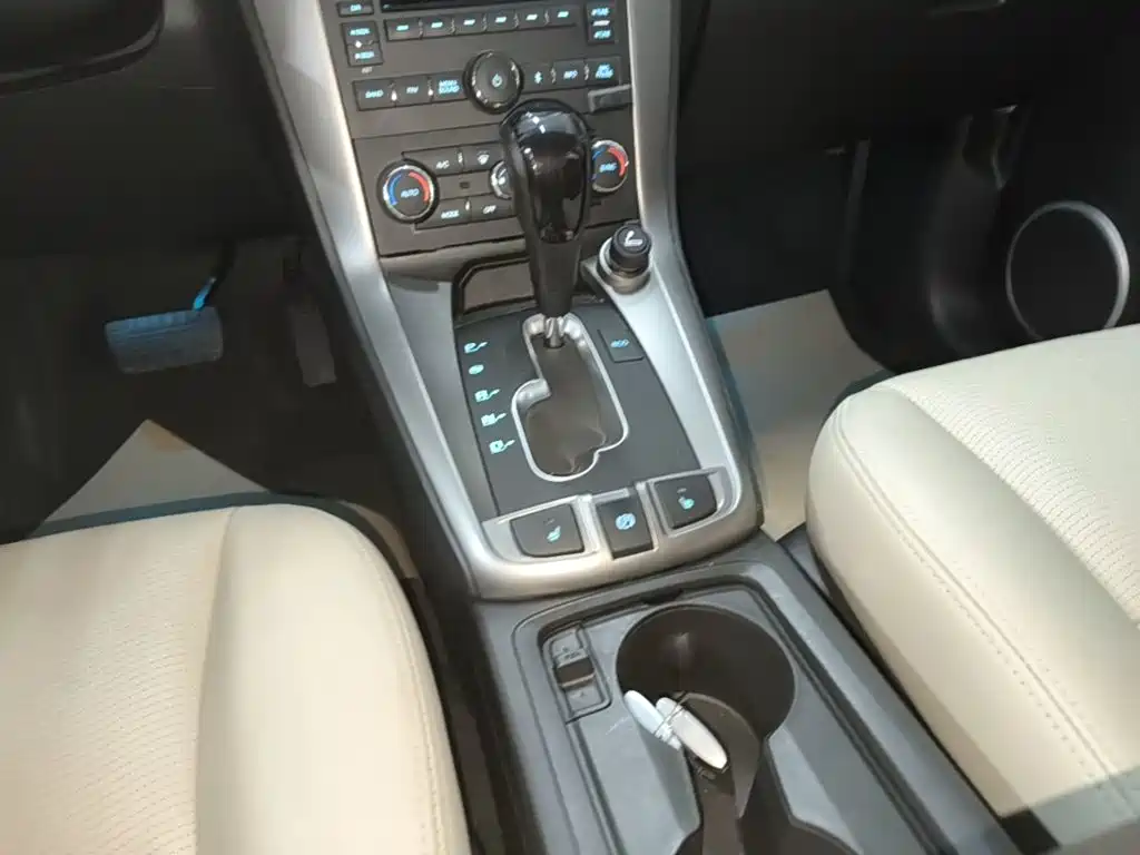 Chevrolet Captiva — миниатюра 14