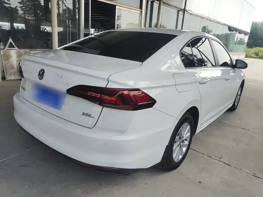 Volkswagen Bora — миниатюра 7