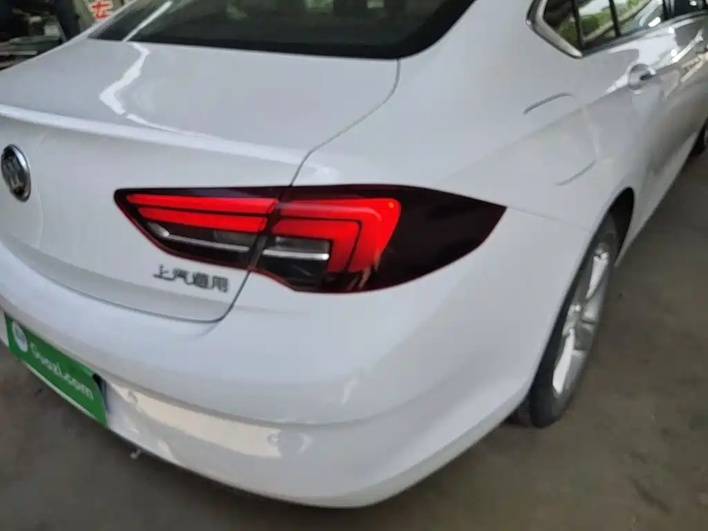 Buick Regal — миниатюра 8