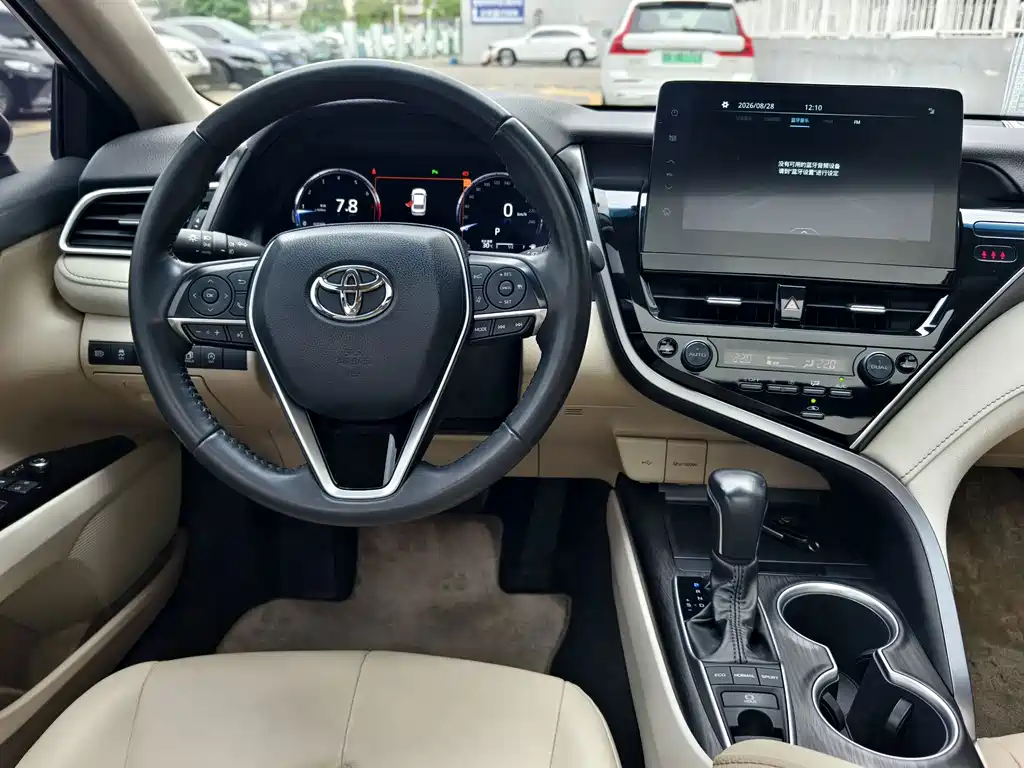 Toyota Camry — миниатюра 15