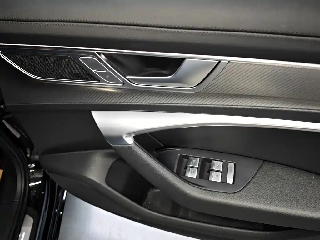 Audi A6L — миниатюра 8