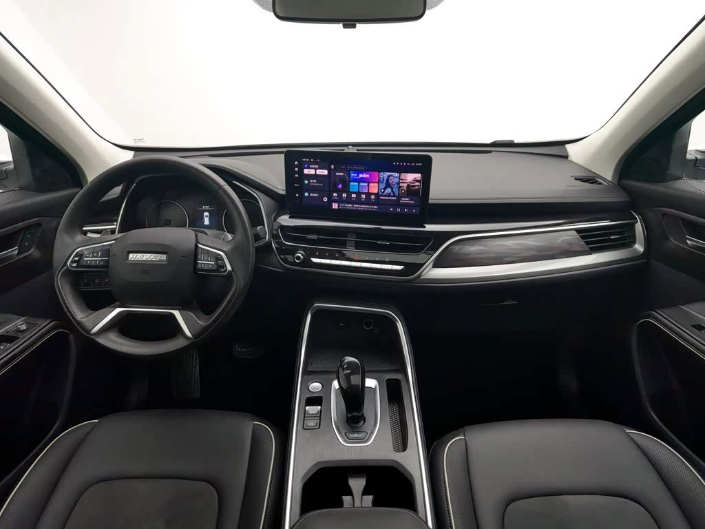 Haval Haval H6 1.5 л 2023 г. Белый, пробег 35100 км