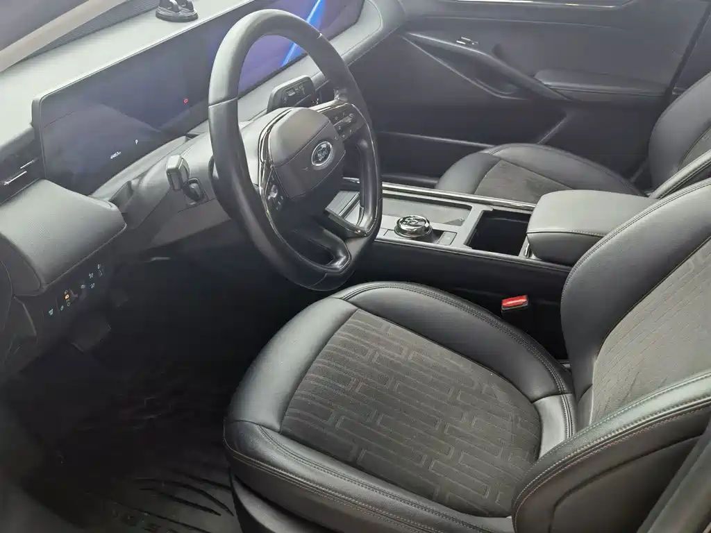 Ford Mondeo — миниатюра 16