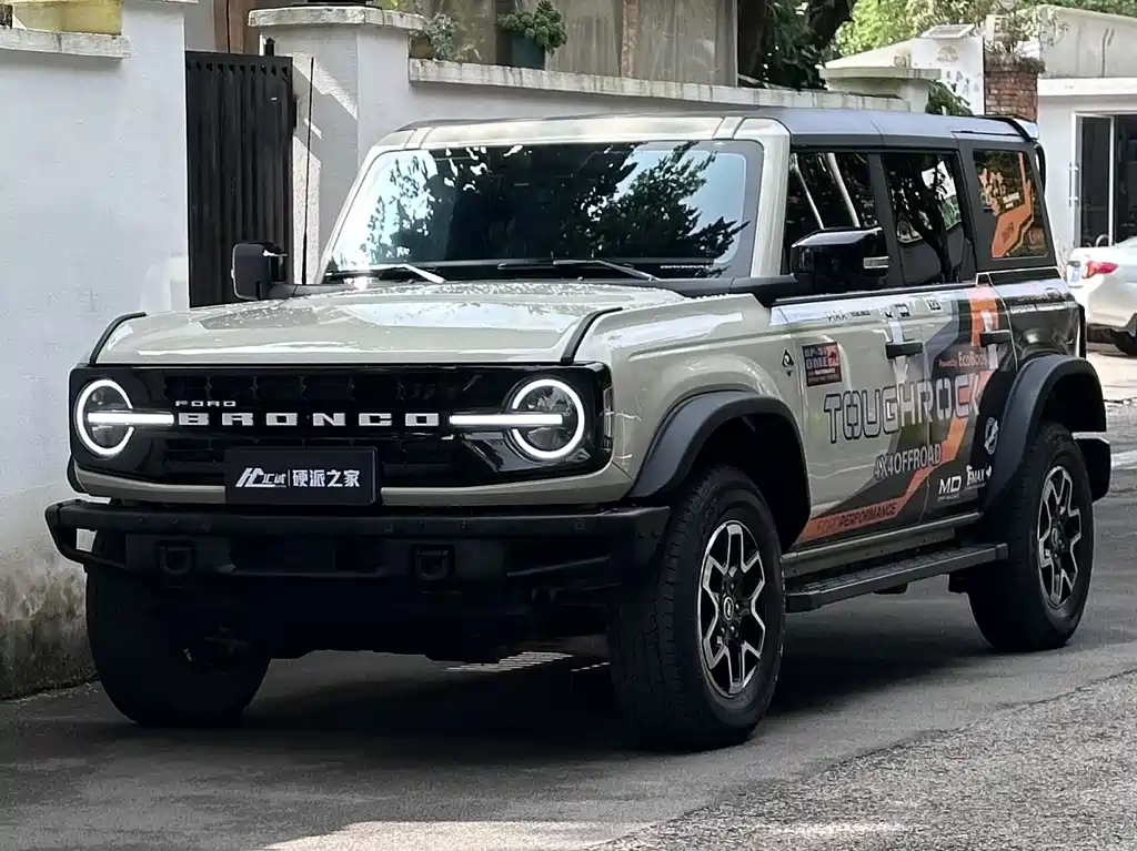 Ford Bronco