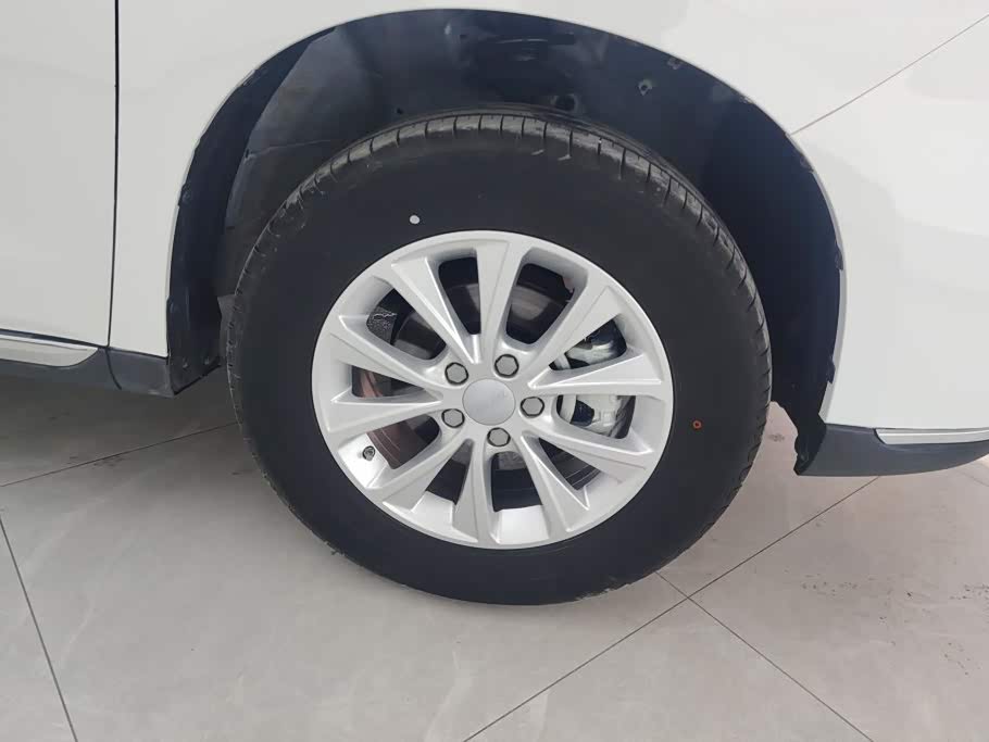 Haval Haval M6 1.5 л 2021 г. Белый, пробег 12800 км