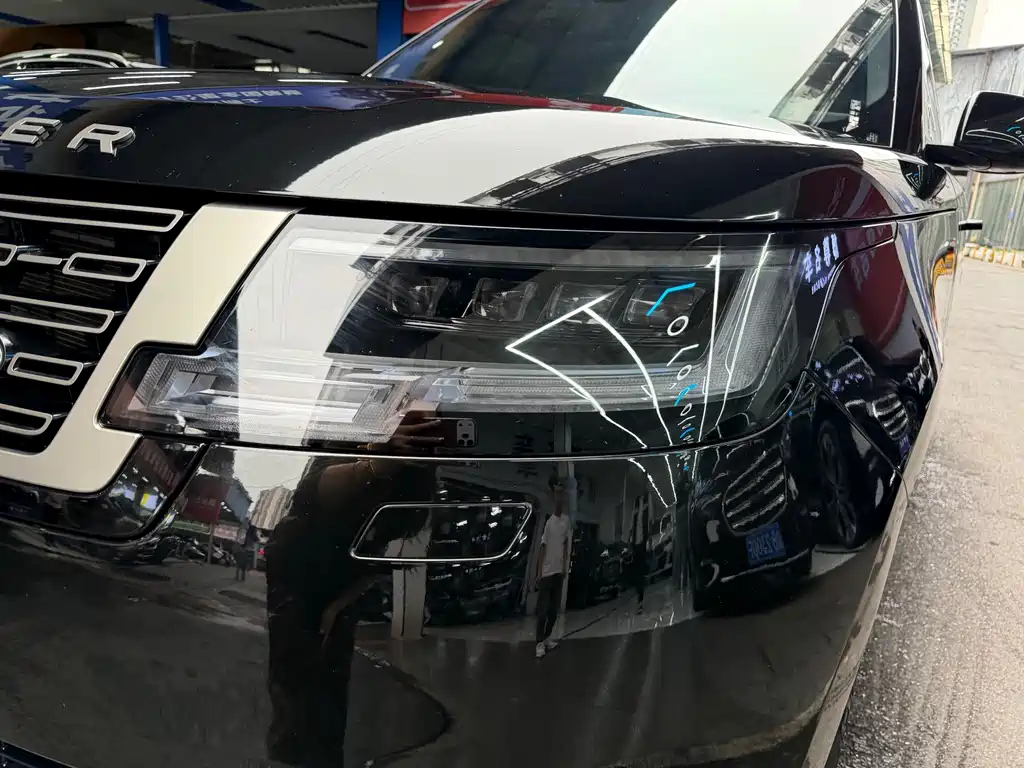 Land Rover Range Rover — миниатюра 4