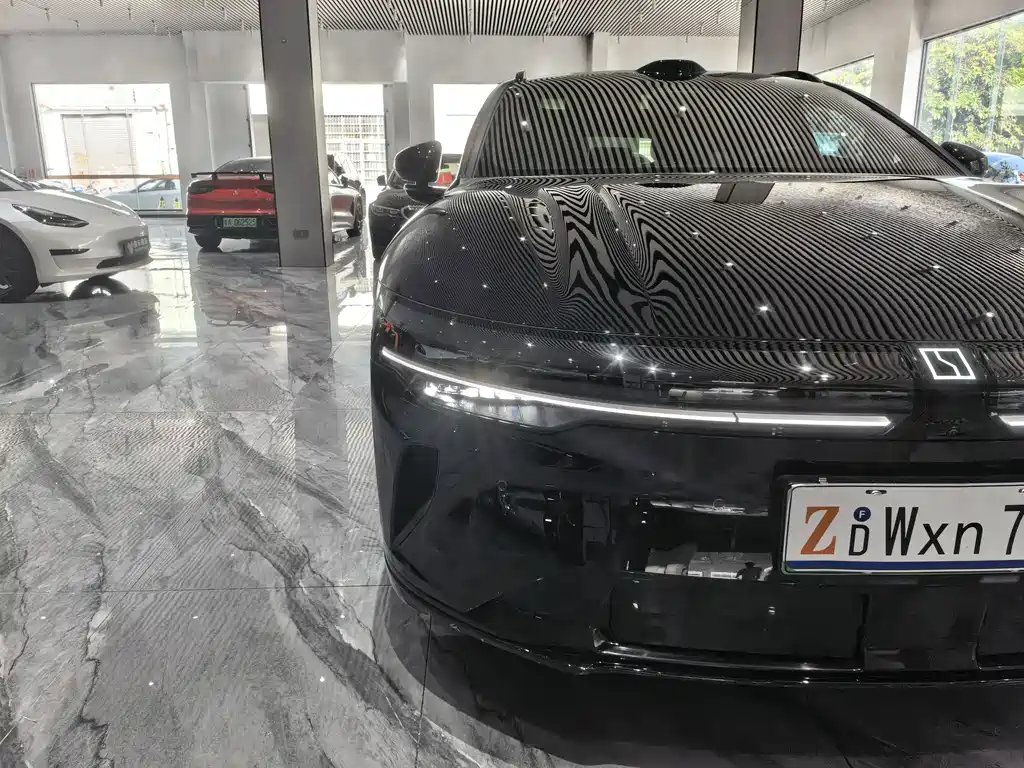 Zeekr Крайний Криптон 007 GT — миниатюра 26