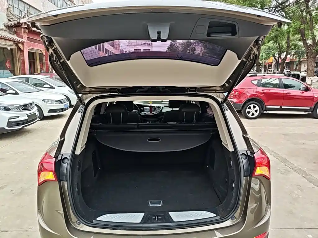 Buick Envision Plus — миниатюра 19