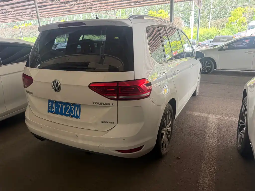 Volkswagen Touran Touran L 280TSI DSG Comfort Edition 7 seats, фото 4