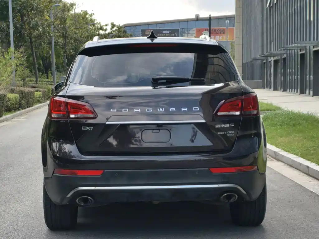 Borgward BX7 — миниатюра 5