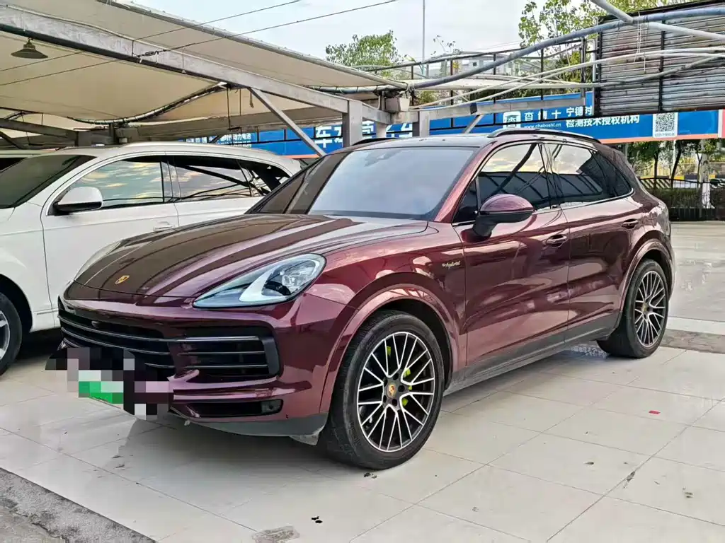 PORSCHE CAYENNE NEW ENERGY