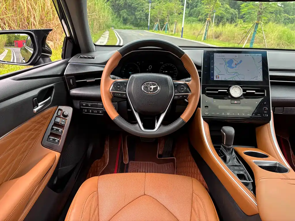 Toyota Avalon — миниатюра 6