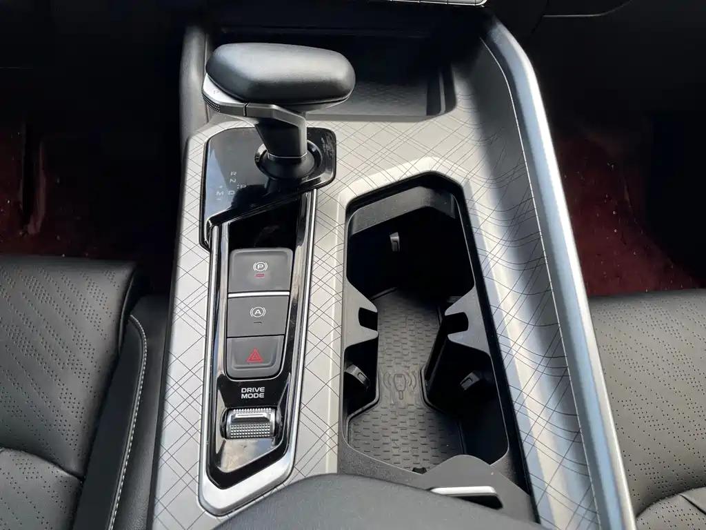 Geely Xingrui — миниатюра 11