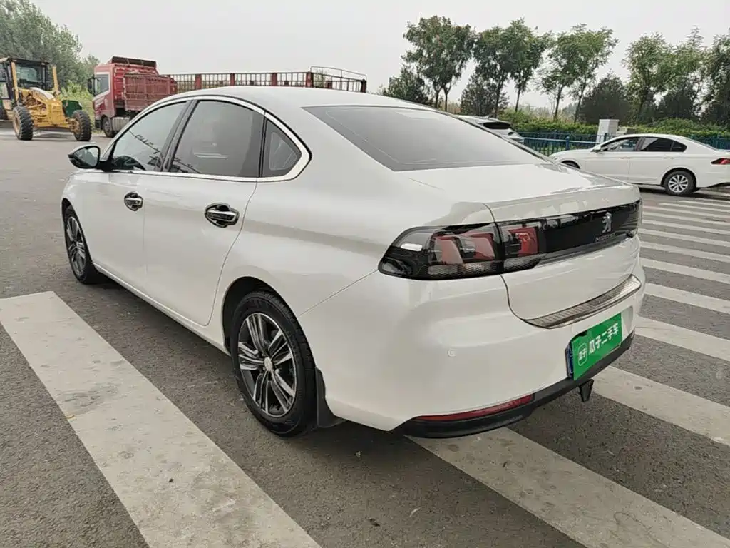 Peugeot 308 — миниатюра 5