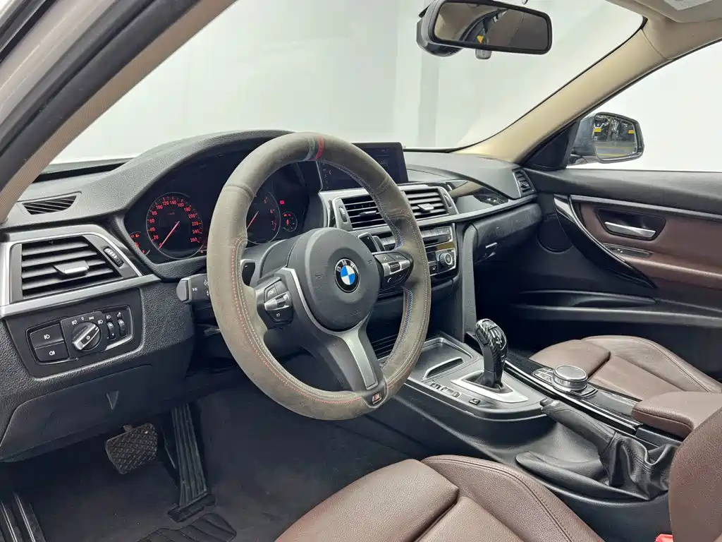 BMW 3 Series — миниатюра 12