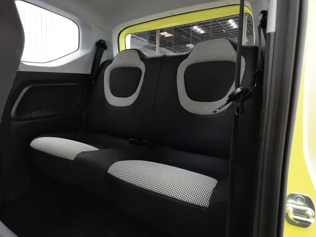 Wuling MINIEV — миниатюра 15