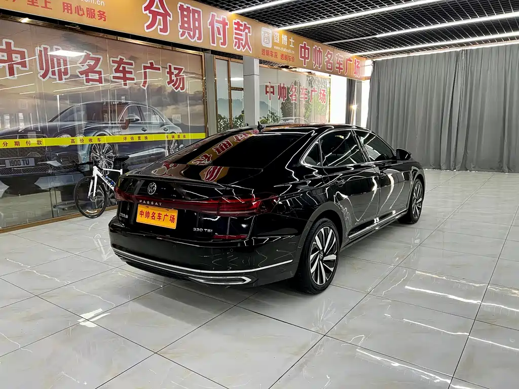 Volkswagen Passat 2024 330TSI Elite