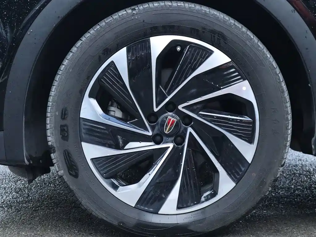 Hongqi Hongqi HS7 PHEV — миниатюра 14