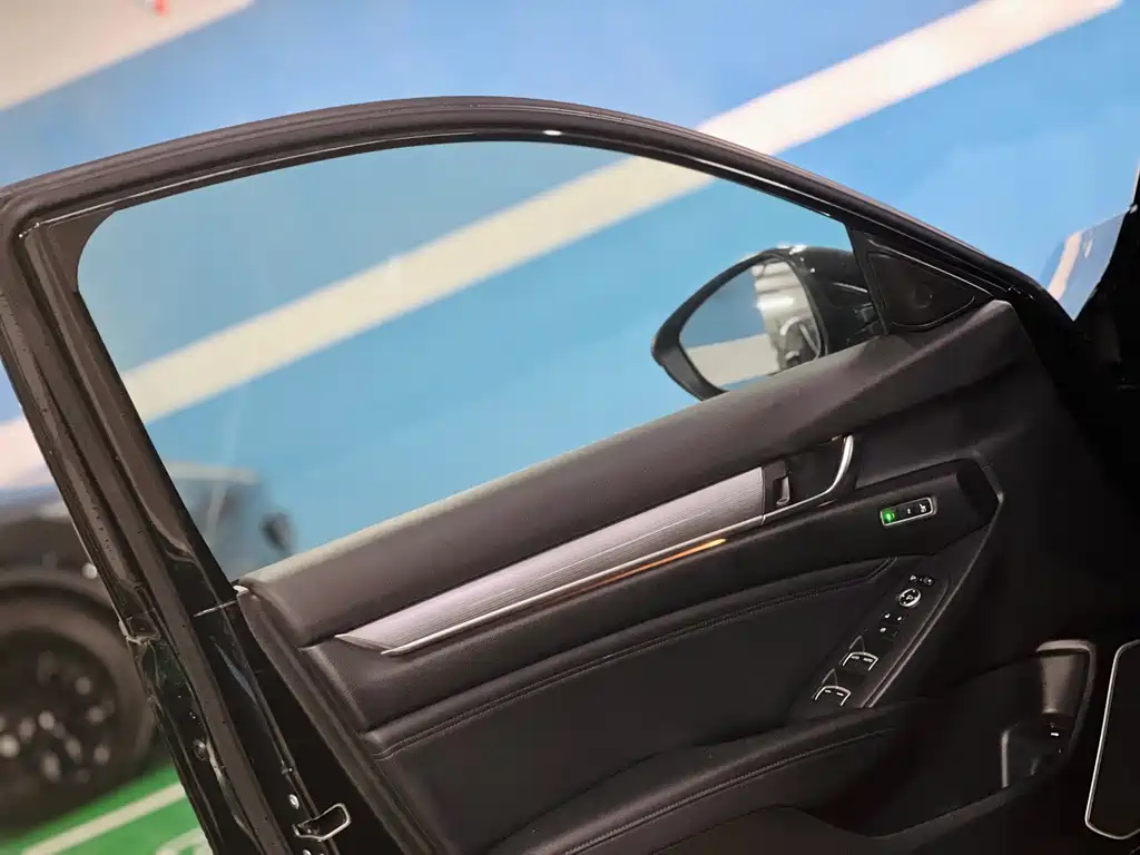 Honda Accord — миниатюра 4