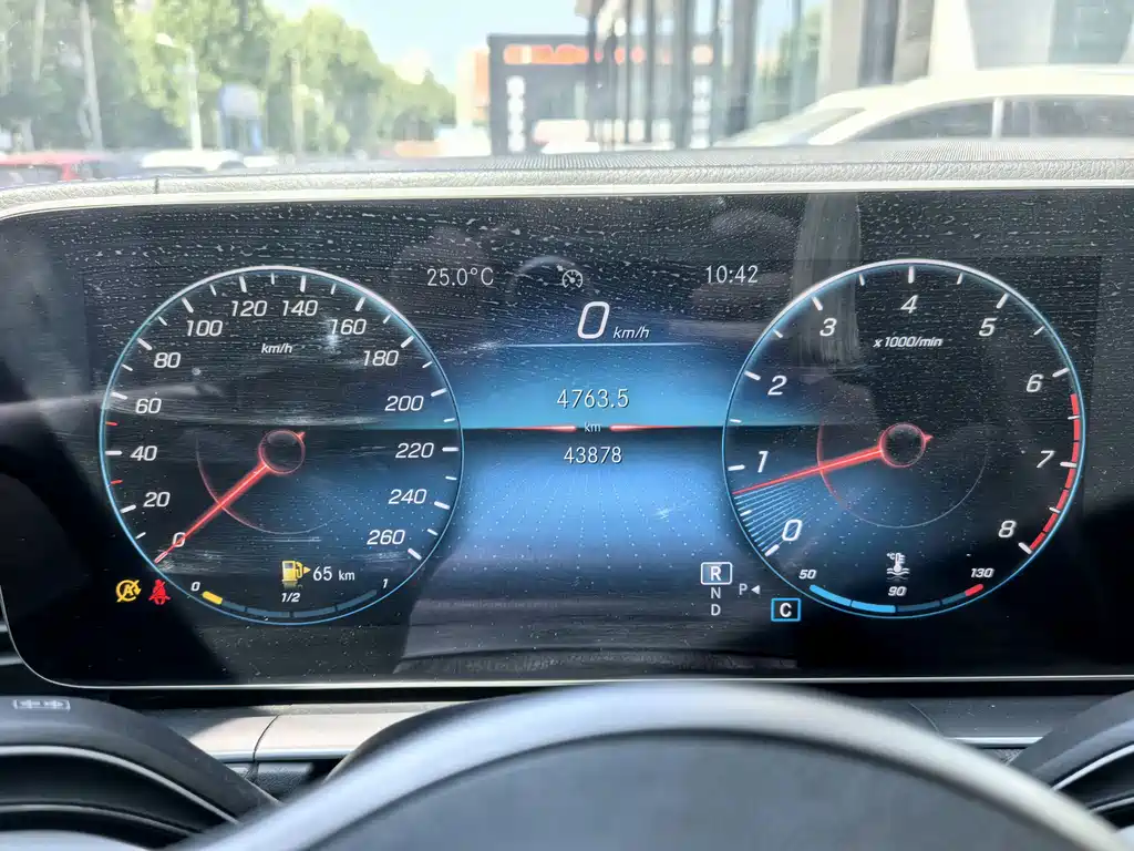 Mercedes-Benz GLE Coupe — миниатюра 10