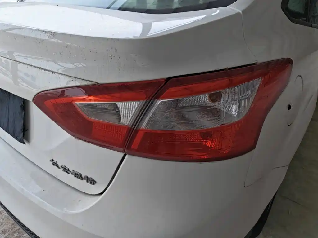 Ford Focus — миниатюра 8