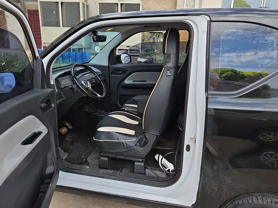 Wuling MINIEV — миниатюра 9